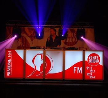 dj 2